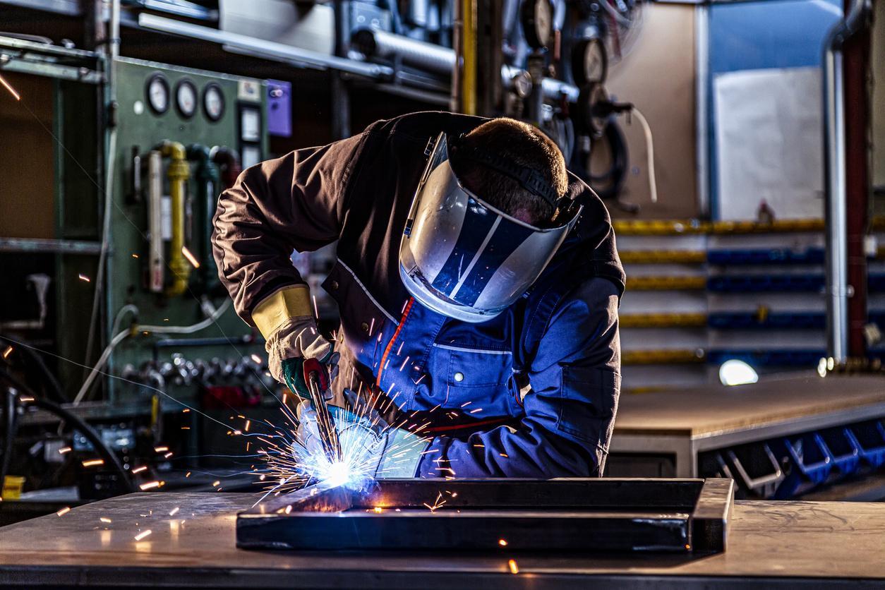 AR Custom Metal Works – Precision Metal Cutting & Fabrication